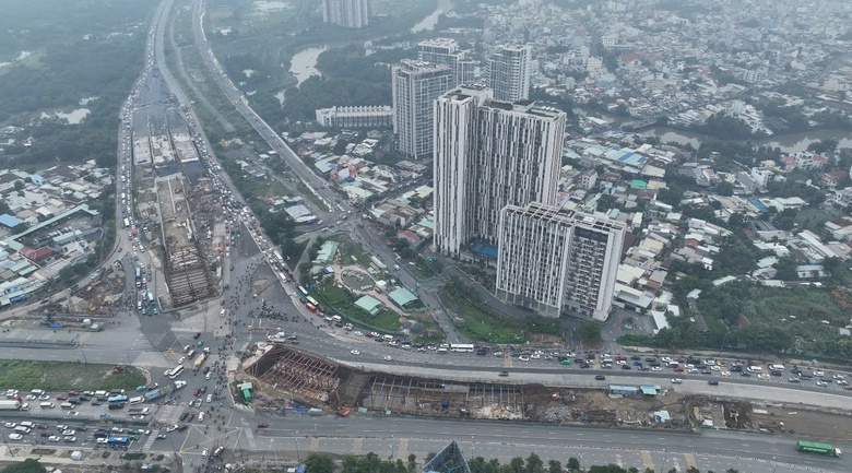 Gần 1.000 tỷ đồng mở rộng hơn 3km đường dẫn cao tốc TP.HCM - Long Th&agrave;nh l&ecirc;n 8 l&agrave;n xe- Ảnh 1.