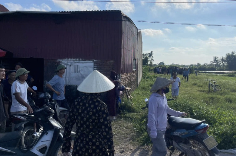 Nhảy xuống ao cứu bạn bất thành, cả hai học sinh lớp 8 chết đuối thương tâm- Ảnh 1. Nhảy xuống ao cứu bạn bất thành, cả hai học sinh lớp 8 chết đuối thương tâm- Ảnh 1.