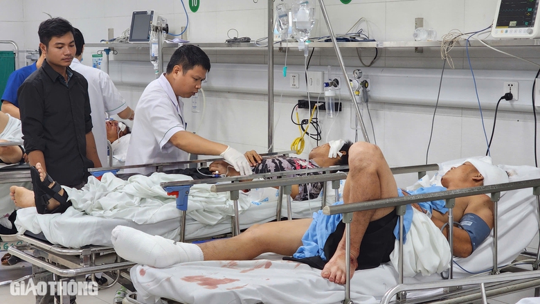 Sau li&ecirc;n hoan dịp lễ, nhiều người mở mắt thấy m&igrave;nh trong bệnh viện- Ảnh 1.