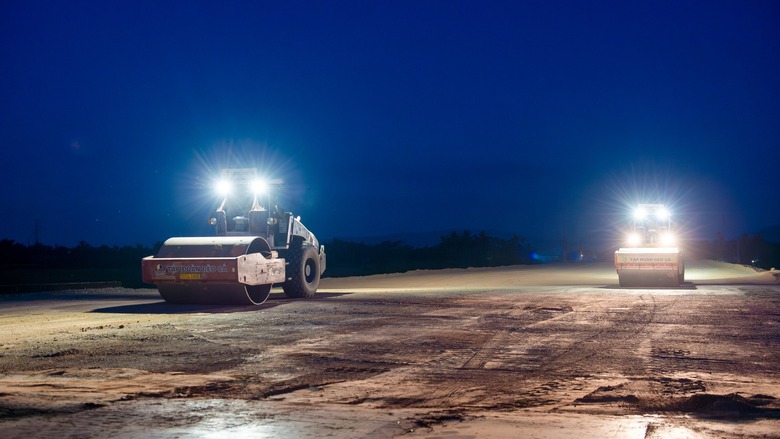 Nh&agrave; thầu lớn xuy&ecirc;n lễ đ&agrave;o hầm, th&ocirc;ng đường cao tốc- Ảnh 3.