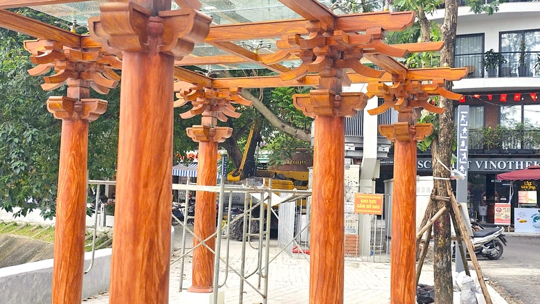 Dấu t&iacute;ch Giảng V&otilde; trường tại phố đi bộ thứ 7 ở H&agrave; Nội- Ảnh 6.