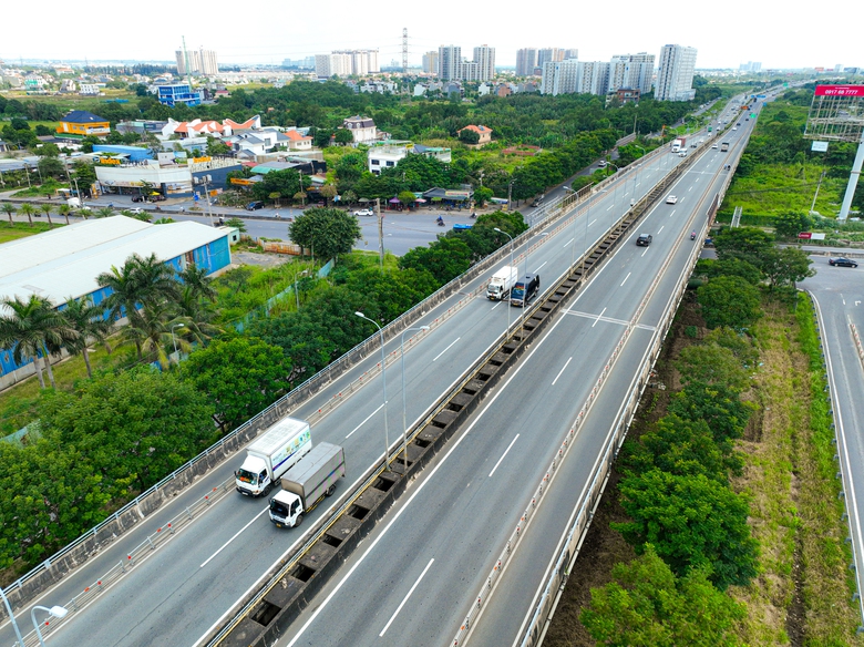 TP.HCM mở rộng đường nối cao tốc Long Th&agrave;nh - Dầu Gi&acirc;y l&ecirc;n 8 l&agrave;n xe- Ảnh 1.