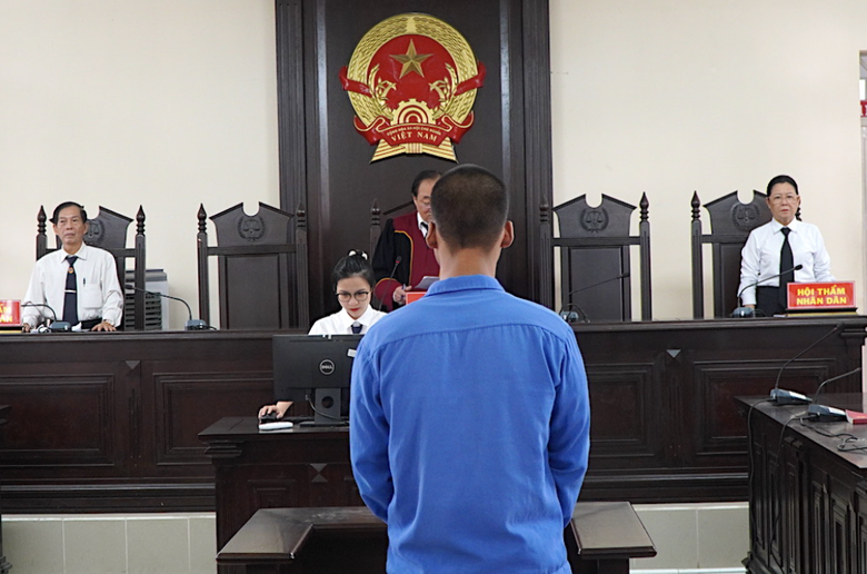 Rủ b&eacute; g&aacute;i chưa đủ 13 tuổi l&agrave;m chuyện người lớn dẫn tới c&oacute; con, thanh ni&ecirc;n lĩnh 9 năm t&ugrave;- Ảnh 1.