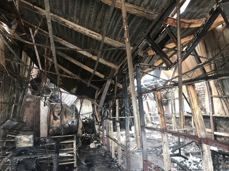 Cháy lớn nhà hàng Vua Ba Ba ở Hải Phòng- Ảnh 1. Cháy lớn nhà hàng Vua Ba Ba ở Hải Phòng- Ảnh 1.