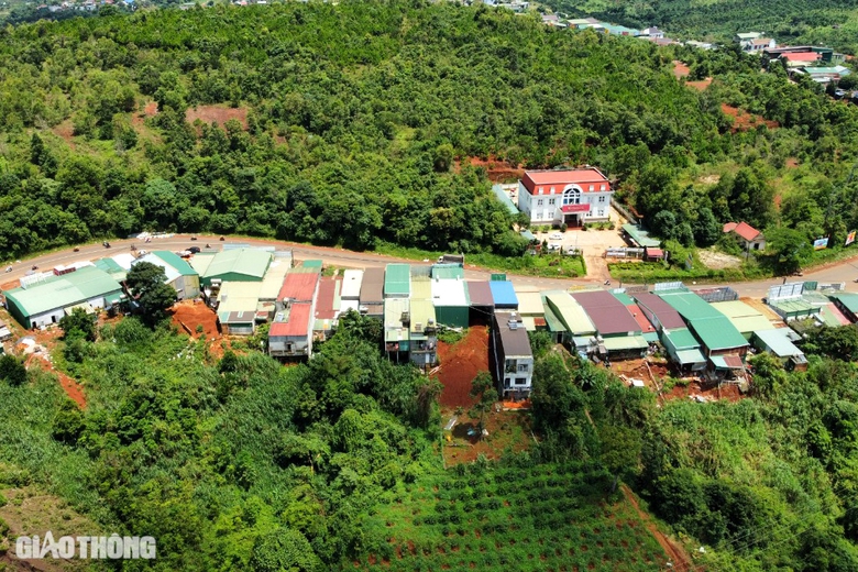 Đắk N&ocirc;ng: Cấm xe tải tr&ecirc;n 7 tấn, xe kh&aacute;ch tr&ecirc;n 29 chỗ qua đoạn sụt l&uacute;n tr&ecirc;n tỉnh lộ 1- Ảnh 1.