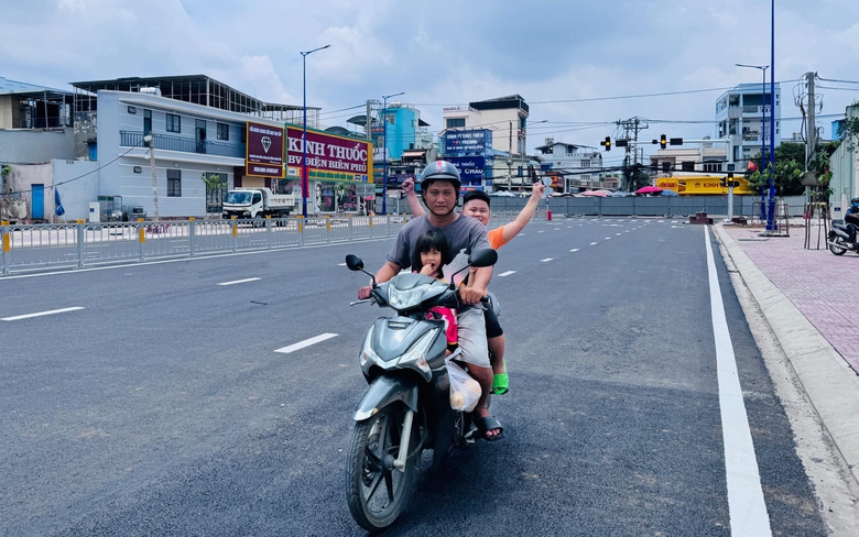 Th&ocirc;ng xe đường T&ecirc;n Lửa ở TP.HCM: M&oacute;n qu&agrave; cho năm học mới