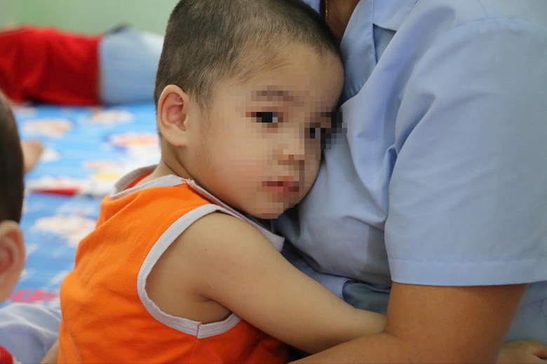 H&igrave;nh ảnh mới nhất của c&aacute;c em b&eacute; được giải cứu khỏi M&aacute;i ấm Hoa Hồng- Ảnh 6.