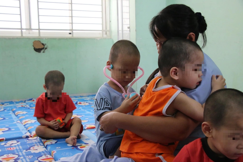 H&igrave;nh ảnh mới nhất của c&aacute;c em b&eacute; được giải cứu khỏi M&aacute;i ấm Hoa Hồng- Ảnh 8.