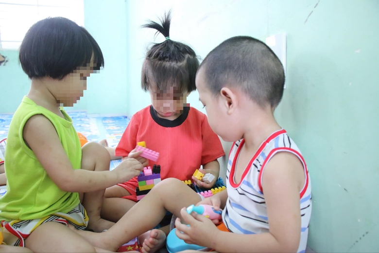 H&igrave;nh ảnh mới nhất của c&aacute;c em b&eacute; được giải cứu khỏi M&aacute;i ấm Hoa Hồng- Ảnh 7.