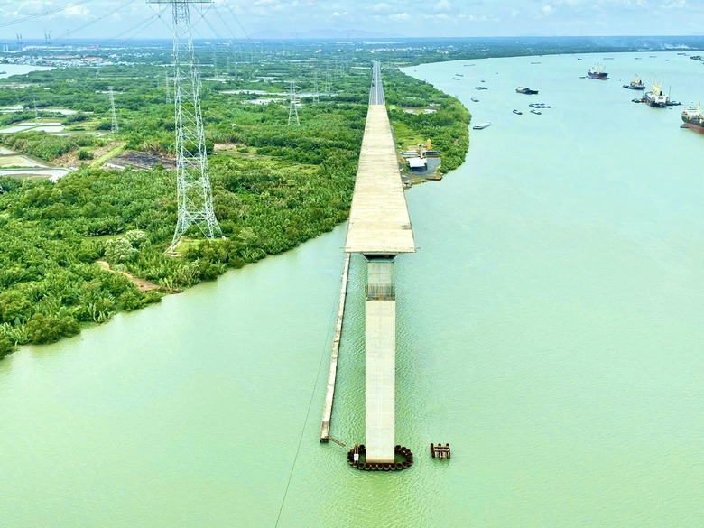 Cầu d&acirc;y văng c&oacute; tĩnh kh&ocirc;ng th&ocirc;ng thuyền cao nhất Việt Nam l&agrave;m đến đ&acirc;u?- Ảnh 8.