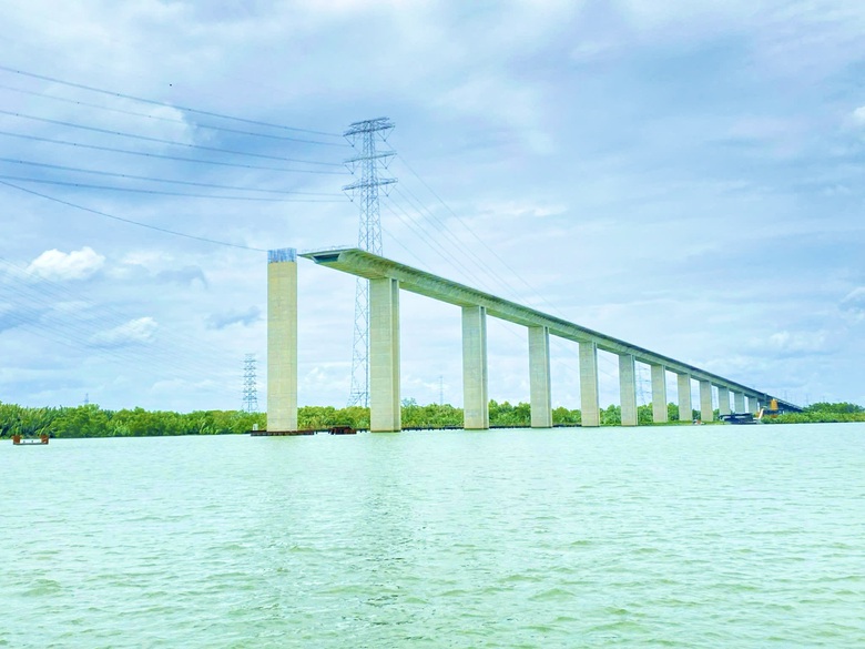 Cầu d&acirc;y văng c&oacute; tĩnh kh&ocirc;ng th&ocirc;ng thuyền cao nhất Việt Nam l&agrave;m đến đ&acirc;u?- Ảnh 4.