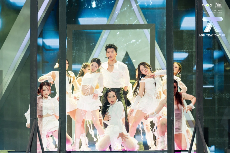 Giải m&atilde; sức h&uacute;t gameshow c&aacute;c anh trai so t&agrave;i- Ảnh 2.