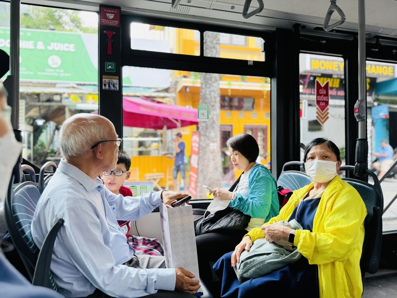Sở GTVT TP.HCM: Trạm sạc quyết định t&iacute;nh khả thi khi chuyển đổi xe điện- Ảnh 2.