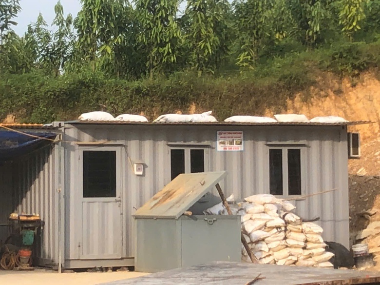 Nhiều c&ocirc;ng trường thu hẹp phạm vi thi c&ocirc;ng do ảnh hưởng b&atilde;o số 3- Ảnh 7.