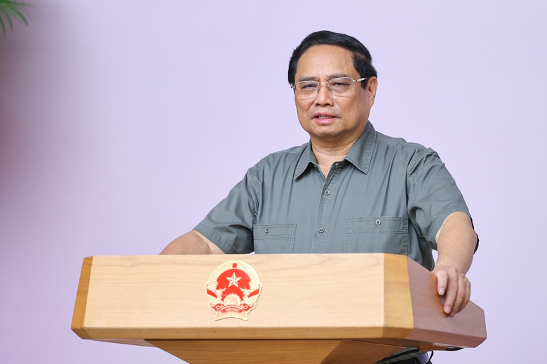 Thủ tướng: Phải thống k&ecirc;, xuất cấp ngay gạo dự trữ, cần bao nhi&ecirc;u xuất bấy nhi&ecirc;u- Ảnh 1.