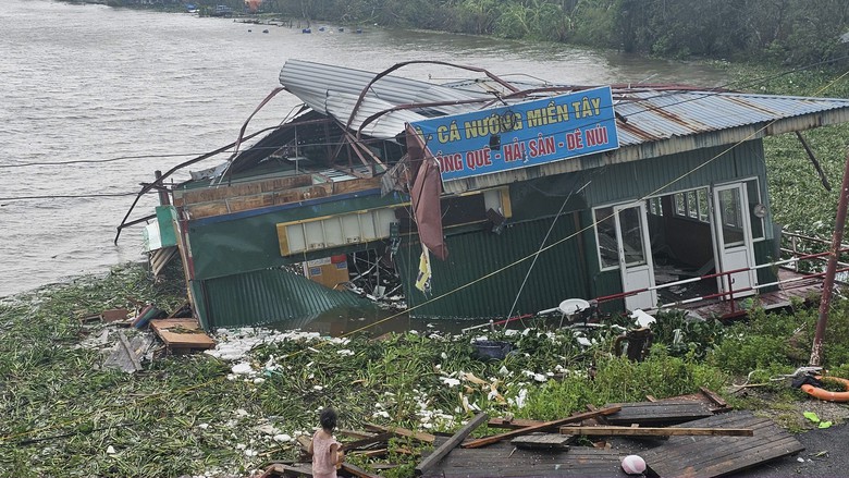 Tan hoang sau b&atilde;o, Hải Ph&ograve;ng tập trung kh&ocirc;i phục xong to&agrave;n bộ giao th&ocirc;ng v&agrave;o ng&agrave;y 9/9- Ảnh 6.
