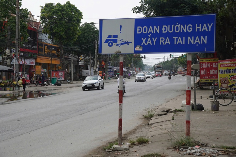 Người dân mong quốc lộ 21 đoạn Sơn Tây - Xuân Mai sớm được mở rộng- Ảnh 3. Người dân mong quốc lộ 21 đoạn Sơn Tây - Xuân Mai sớm được mở rộng- Ảnh 3.