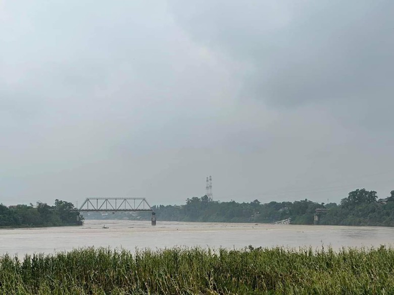 V&igrave; sao cầu Phong Ch&acirc;u ở Ph&uacute; Thọ bị sập?- Ảnh 2.