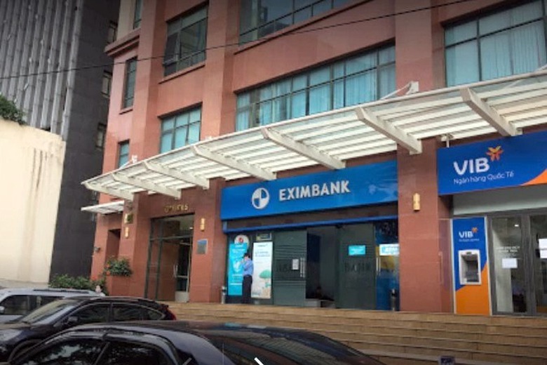 Cựu Ph&oacute; gi&aacute;m đốc Eximbank Ba Đ&igrave;nh hầu t&ograve;a trong vụ lừa đảo hơn 2.700 tỷ- Ảnh 2.