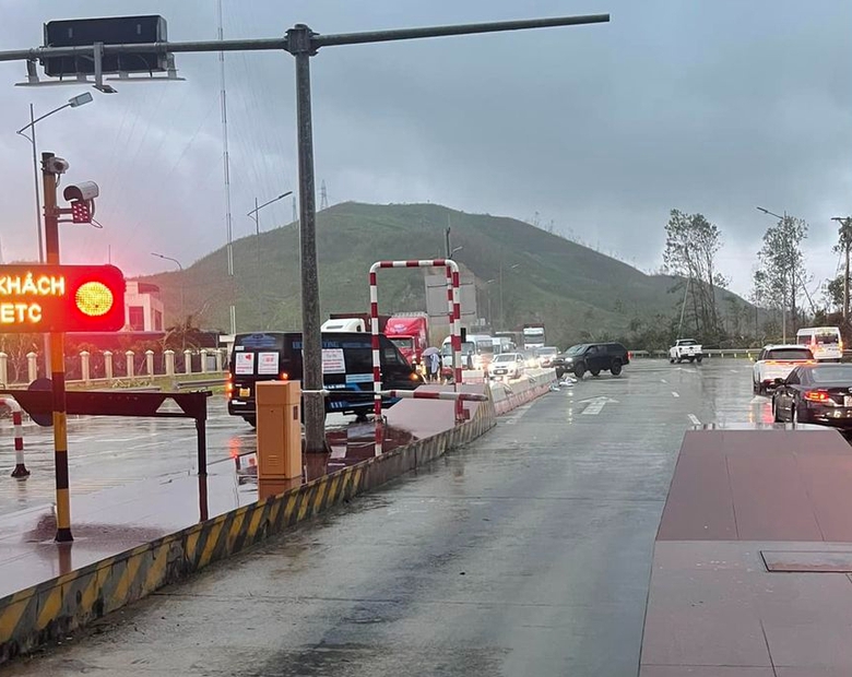 Đóng ba nút giao cao tốc Hạ Long - Vân Đồn vì sạt lở- Ảnh 1. Đóng ba nút giao cao tốc Hạ Long - Vân Đồn vì sạt lở- Ảnh 1.