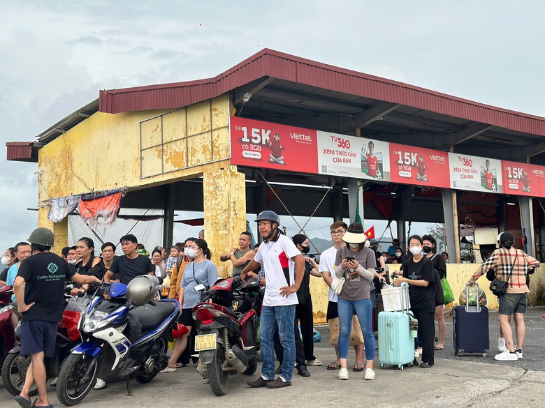 Hải Ph&ograve;ng: Tuyến ph&agrave; ra đảo C&aacute;t B&agrave; hoạt động trở lại sau b&atilde;o số 3- Ảnh 2.