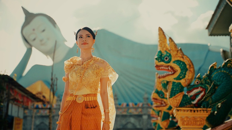 Du khách đổ về chiêm bái tượng Phật nằm trong ngôi chùa Khmer ở Sóc Trăng- Ảnh 2. Du khách đổ về chiêm bái tượng Phật nằm trong ngôi chùa Khmer ở Sóc Trăng- Ảnh 2.