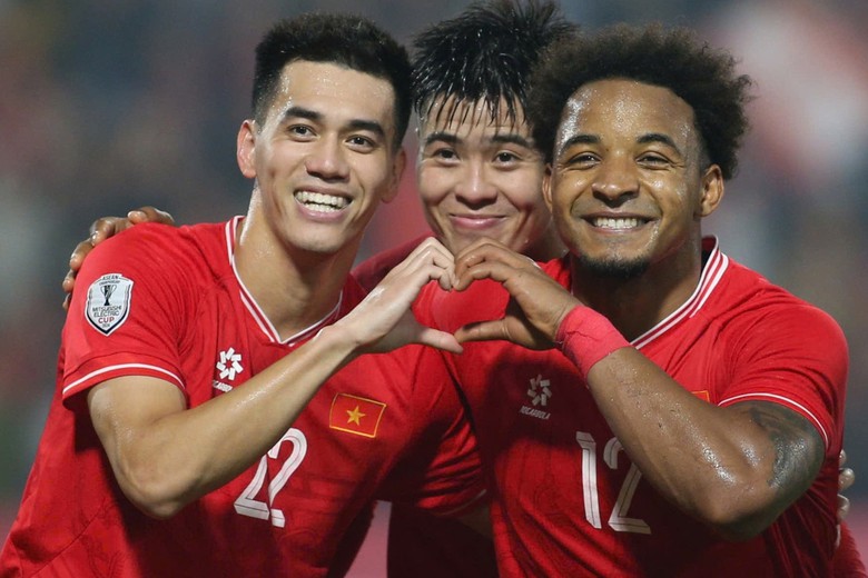 B&aacute;o Indonesia khiến CĐV Việt Nam m&aacute;t l&ograve;ng trước trận chung kết AFF Cup 2024- Ảnh 1.