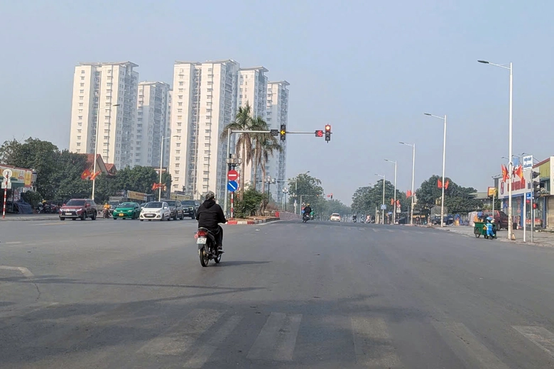 H&agrave;ng loạt người đi xe m&aacute;y vượt đ&egrave;n đỏ bị phạt nặng, trừ điểm bằng l&aacute;i- Ảnh 8.