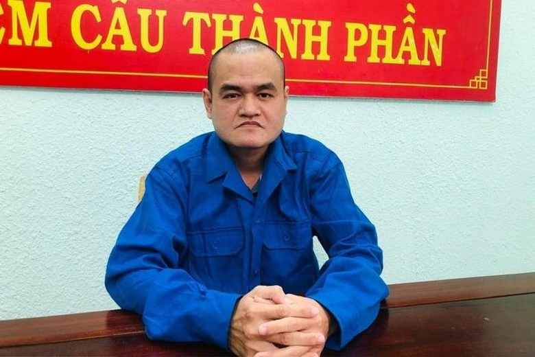 Bắt đối tượng giả nh&acirc;n vi&ecirc;n văn ph&ograve;ng đăng k&yacute; đất đai lừa đảo hơn 400 triệu đồng- Ảnh 1.
