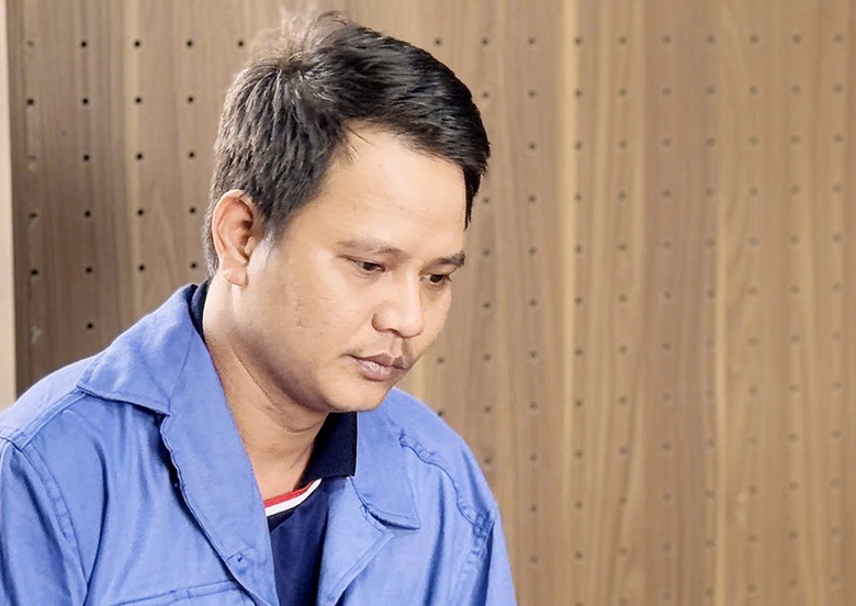 Bắt đối tượng cướp giật 213 tờ v&eacute; số của cụ gi&agrave; 70 tuổi- Ảnh 1.