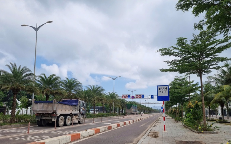 B&igrave;nh Định xử nghi&ecirc;m phương tiện g&acirc;y hư hỏng trạm kiểm so&aacute;t tải trọng tr&ecirc;n quốc lộ