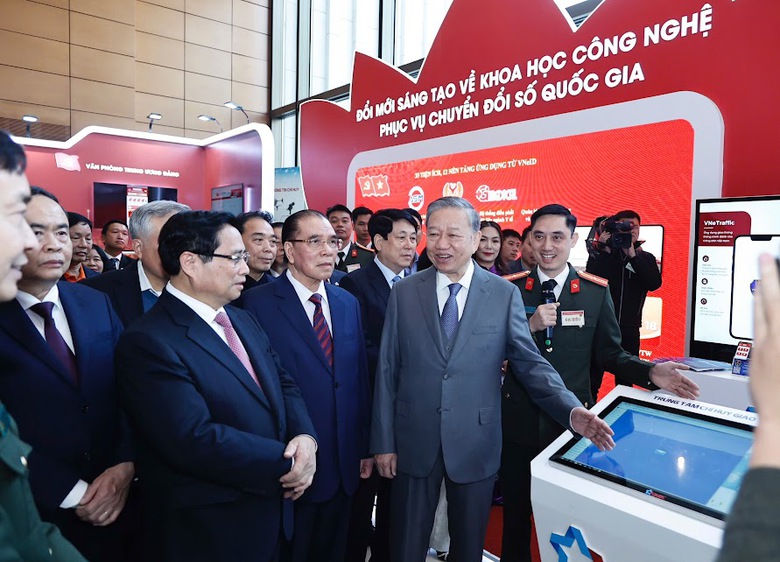 Tổng B&iacute; thư T&ocirc; L&acirc;m dự hội nghị to&agrave;n quốc về đột ph&aacute; ph&aacute;t triển khoa học, c&ocirc;ng nghệ- Ảnh 3.