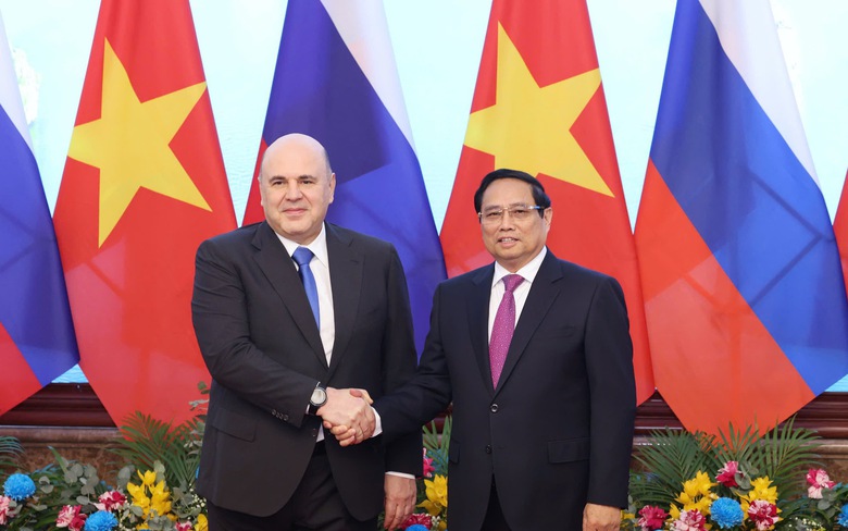 Việt Nam - Nga nhất tr&iacute; th&uacute;c đẩy hợp t&aacute;c h&agrave;ng hải, đường sắt, giao th&ocirc;ng đ&ocirc; thị