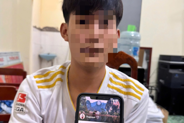 Bắt đối tượng d&ugrave;ng clip nhạy cảm để tống tiền phụ nữ- Ảnh 1.