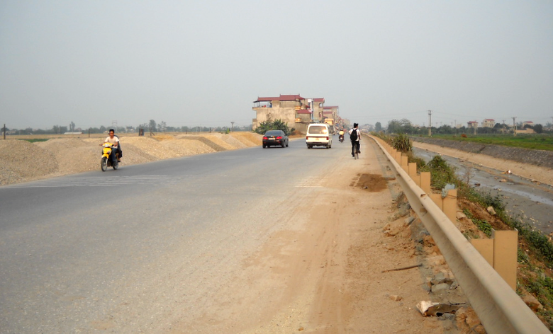 Sớm đầu tư mở rộng tuyến tr&aacute;nh quốc lộ 38 qua H&agrave; Nam- Ảnh 1.