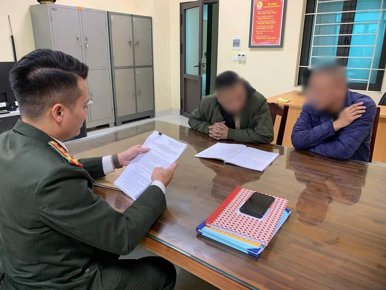 Phạt 22,5 triệu đồng hai nh&oacute;m Zalo "b&aacute;o chốt" giao th&ocirc;ng ở Ph&uacute; Thọ- Ảnh 1.