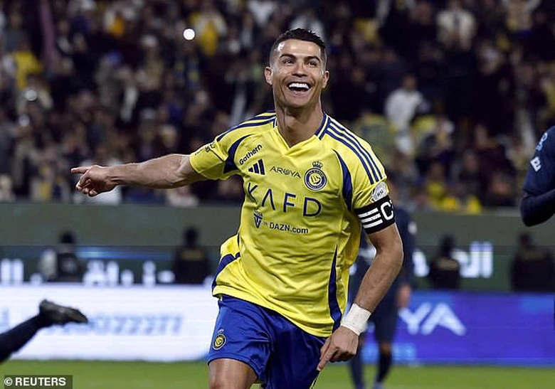 Muốn giữ ch&acirc;n Ronaldo, đội b&oacute;ng ch&acirc;u &Aacute; đưa ra đề nghị hiếm thấy- Ảnh 1.