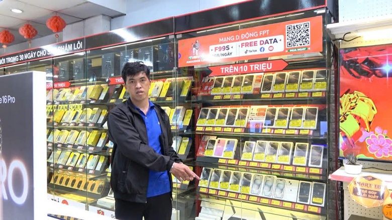 Bắt nam thanh ni&ecirc;n đột nhập trộm 17 điện thoại iPhone- Ảnh 1.