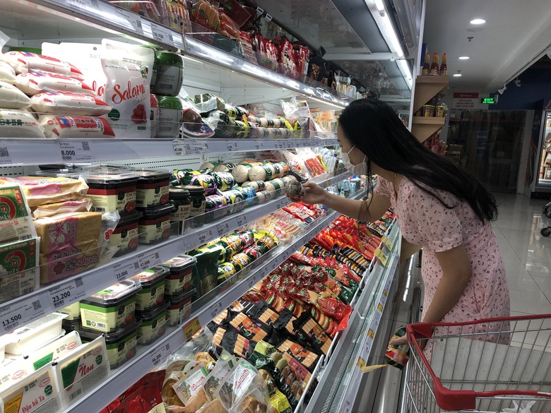 Chợ đầu mối ở TP.HCM chuẩn bị thực phẩm cung ứng Tết 2025 thế n&agrave;o?- Ảnh 3.