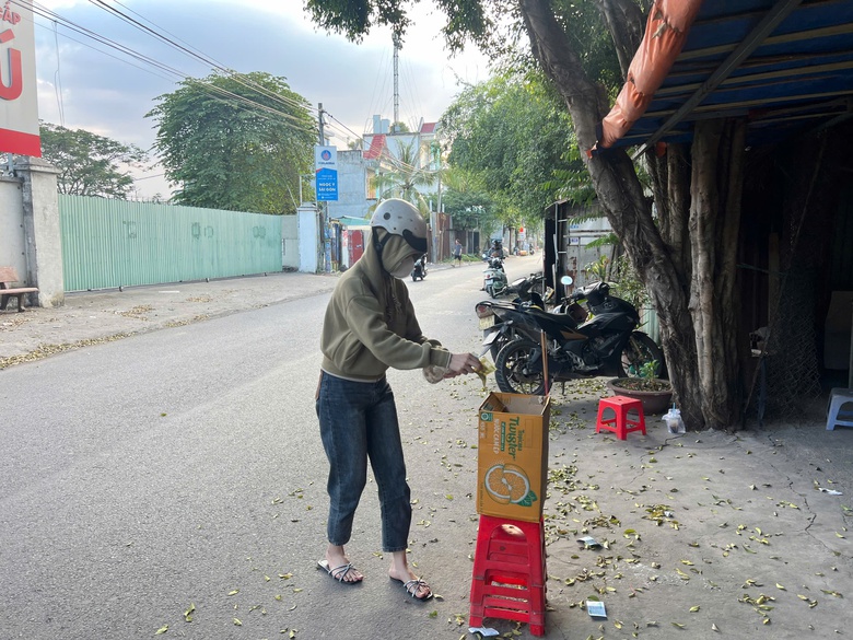 Người đ&agrave;n &ocirc;ng tử vong trong qu&aacute;n c&agrave; ph&ecirc; v&otilde;ng ở B&igrave;nh Dương- Ảnh 1.