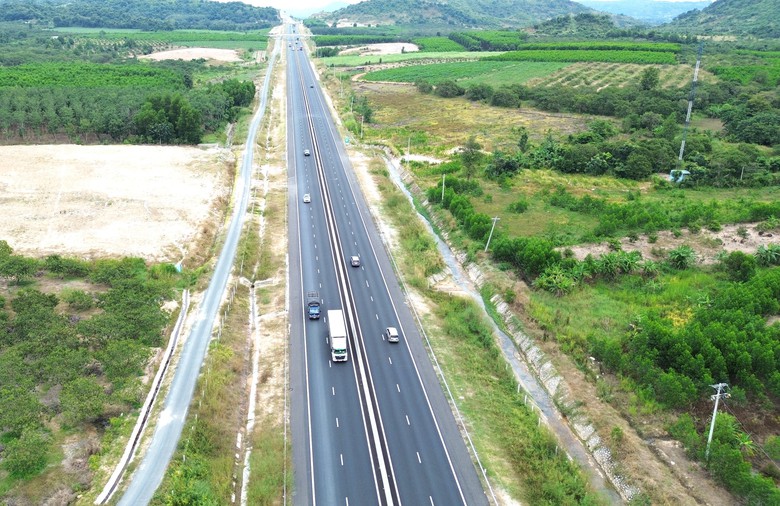 Chuẩn bị mở rộng đoạn cao tốc TP.HCM - Trung Lương - Mỹ Thuận- Ảnh 2. Chuẩn bị mở rộng đoạn cao tốc TP.HCM - Trung Lương - Mỹ Thuận- Ảnh 2.