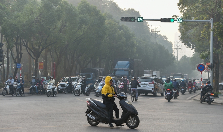 Hà Nội: Giảm đáng kể tình trạng xe vượt đèn đỏ- Ảnh 7. Hà Nội: Giảm đáng kể tình trạng xe vượt đèn đỏ- Ảnh 7.
