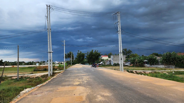 Quảng Ng&atilde;i gỡ vướng, đẩy tiến độ loạt dự &aacute;n giao th&ocirc;ng trọng điểm- Ảnh 1.