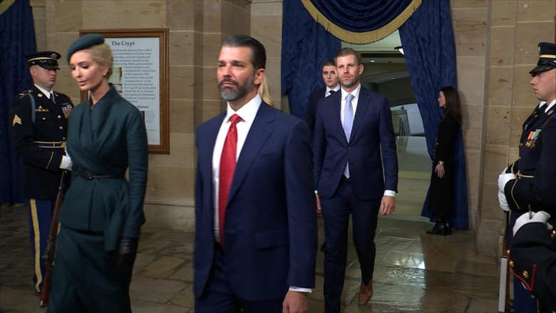 Toàn cảnh lễ nhậm chức Tổng thống Mỹ của ông Donald Trump- Ảnh 5. Toàn cảnh lễ nhậm chức Tổng thống Mỹ của ông Donald Trump- Ảnh 5.