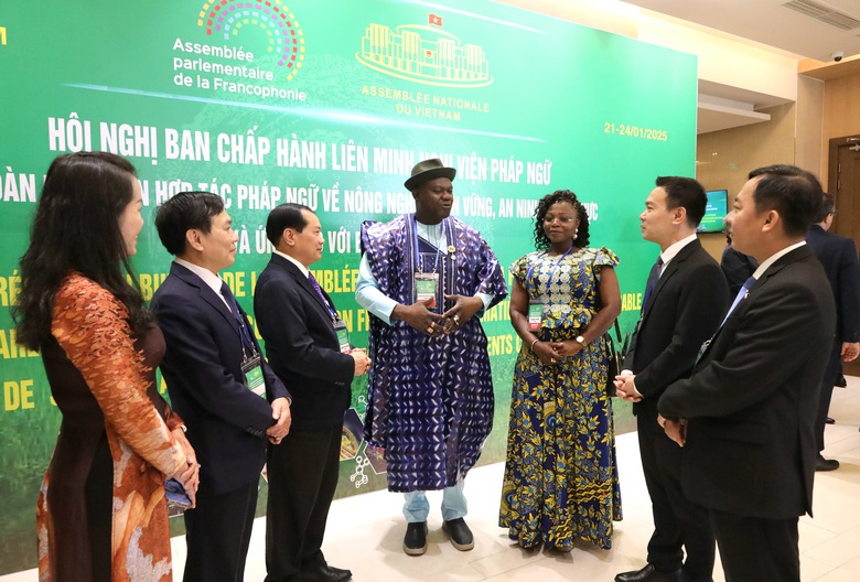 Diễn đ&agrave;n Nghị viện Ph&aacute;p ngữ ch&uacute; trọng n&ocirc;ng nghiệp, lương thực v&agrave; biến đổi kh&iacute; hậu- Ảnh 4.