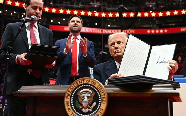 T&acirc;n Tổng thống Donald Trump sẽ ban h&agrave;nh 200 sắc lệnh ngay ng&agrave;y đầu nắm quyền như thế n&agrave;o?