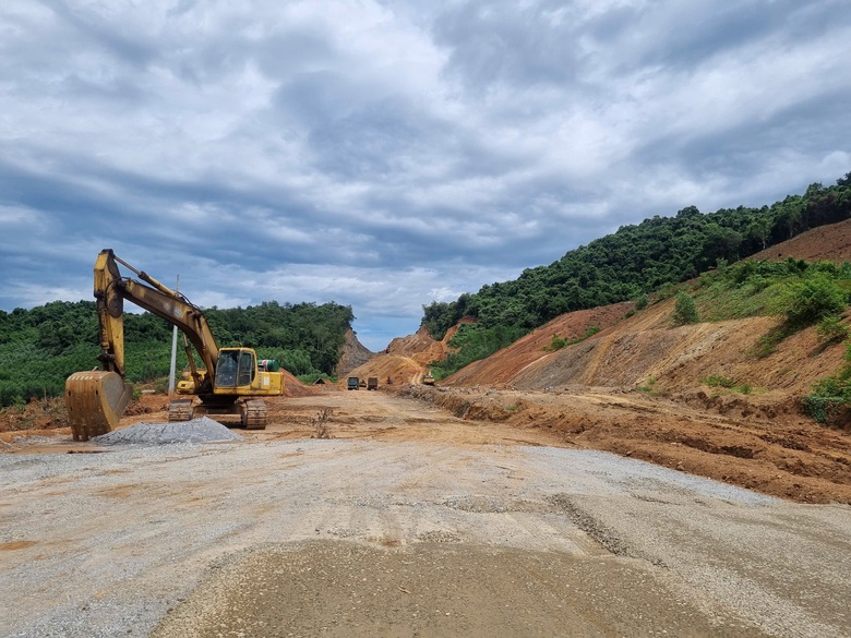 Vì sao giải ngân vốn cao tốc Hoài Nhơn - Quy Nhơn chưa đáp ứng kế hoạch?- Ảnh 1. Vì sao giải ngân vốn cao tốc Hoài Nhơn - Quy Nhơn chưa đáp ứng kế hoạch?- Ảnh 1.