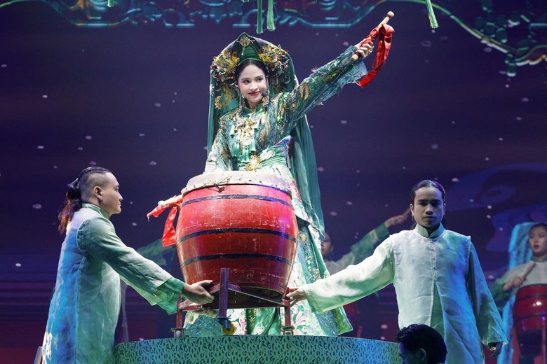Ca nương Kiều Anh: Sự nghiệp thăng hoa, cuộc sống &ldquo;ph&uacute; b&agrave;&rdquo; với chồng thiếu gia- Ảnh 3.