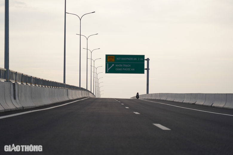 Ng&agrave;y mai th&ocirc;ng xe hai đoạn tr&ecirc;n cao tốc Bến Lức - Long Th&agrave;nh- Ảnh 4.