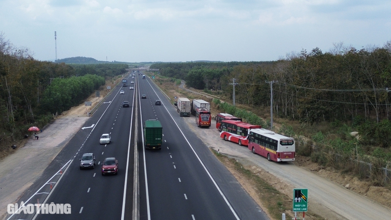 Dự kiến khai th&aacute;c tạm trạm dừng nghỉ cao tốc Vĩnh Hảo - Phan Thiết từ ng&agrave;y 24/1- Ảnh 3.